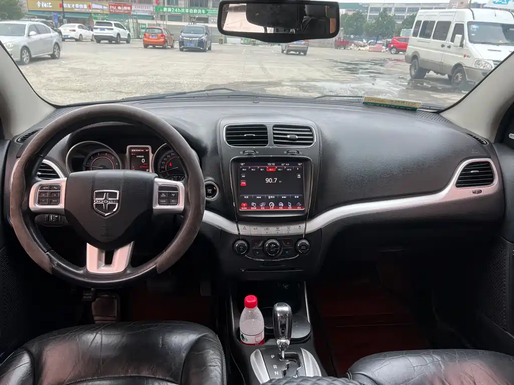 Dodge Journey — миниатюра 6