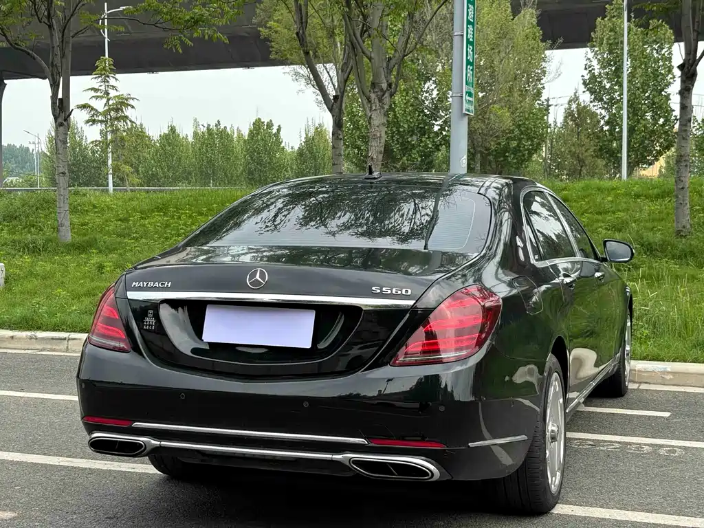 Mercedes-Benz S-Class — миниатюра 8