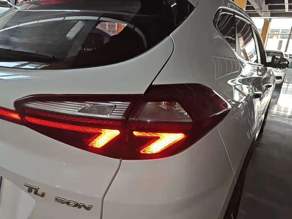 Hyundai Tucson — миниатюра 8