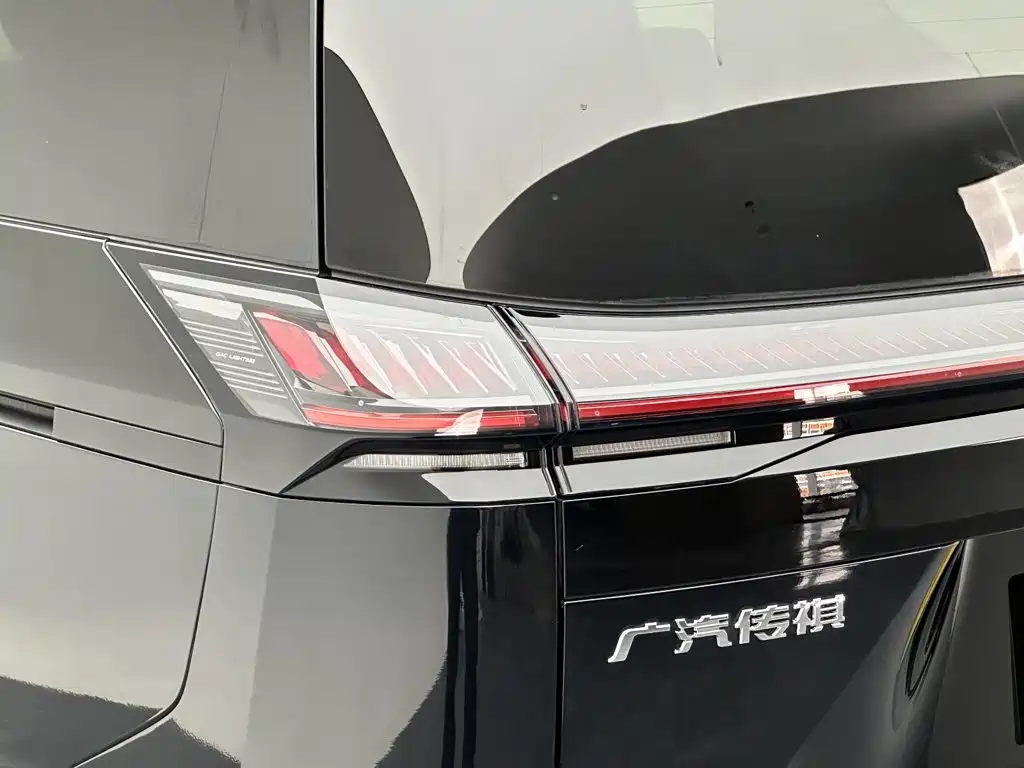 GAC Motor Trumpchi E8 PHEV — миниатюра 31