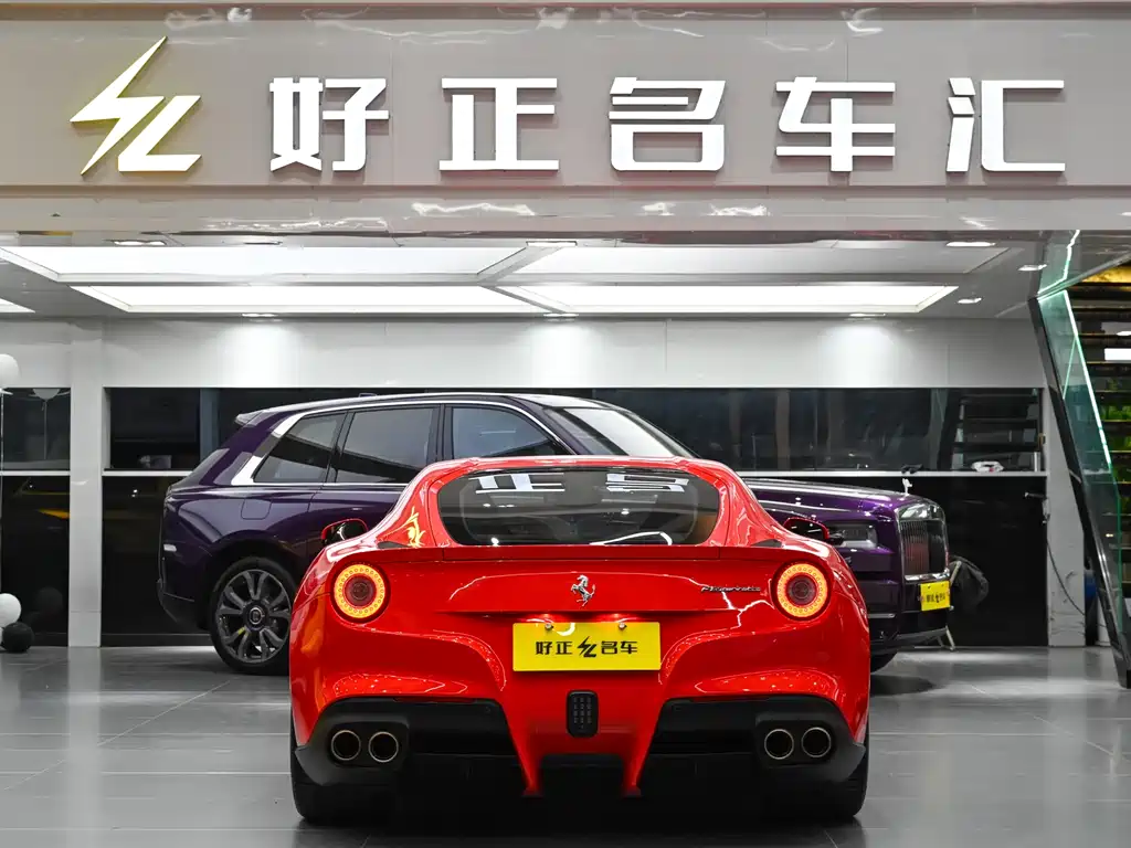 FERRARI F12BERLINETTA