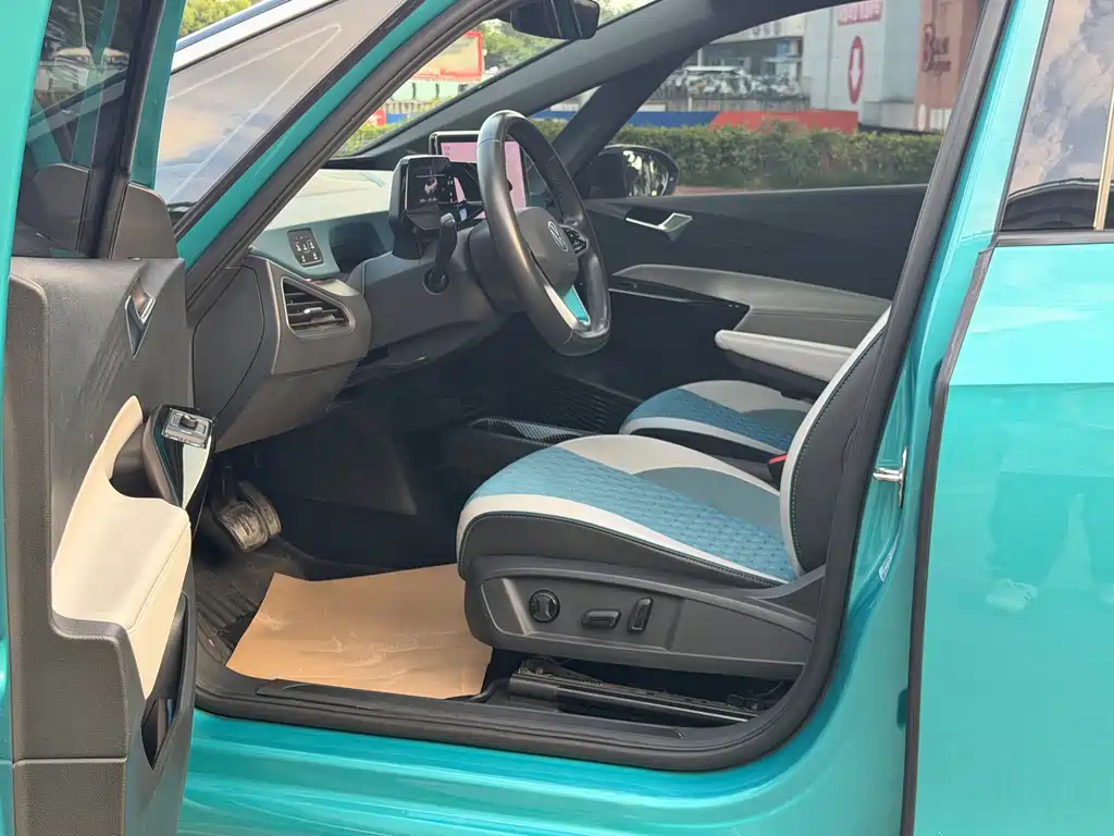 Volkswagen ID.3 — миниатюра 5
