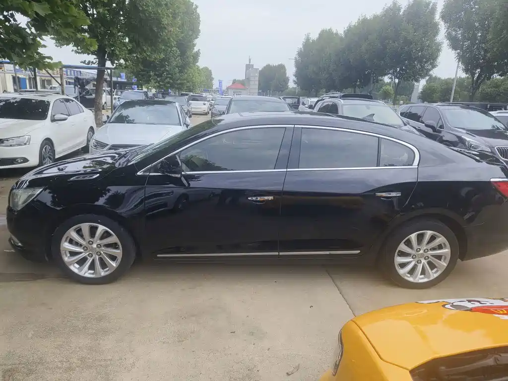 Buick LaCrosse — миниатюра 4