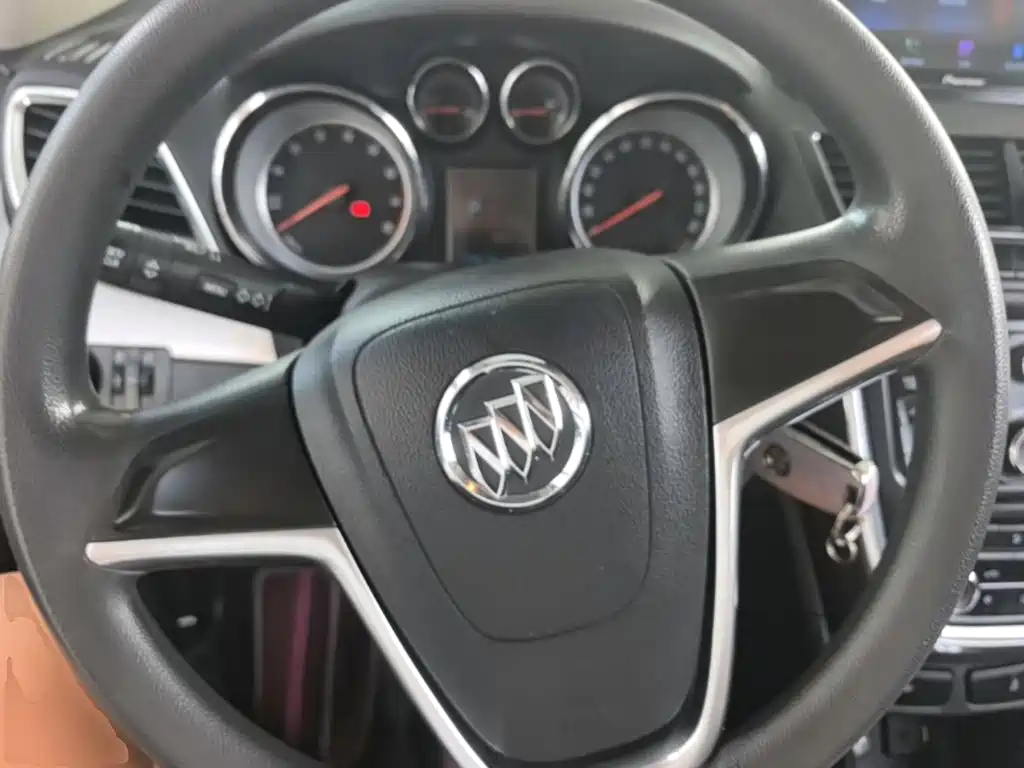 Buick Encore — миниатюра 11