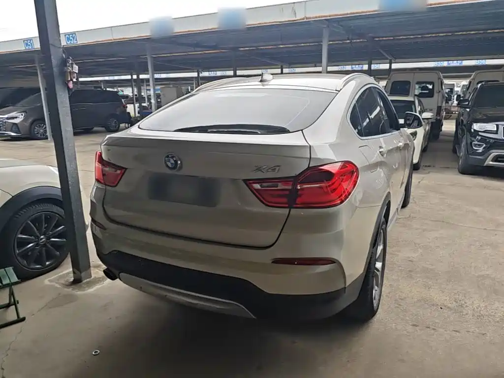 BMW X4 — миниатюра 7
