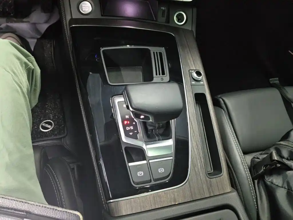 Audi Q5L — миниатюра 14