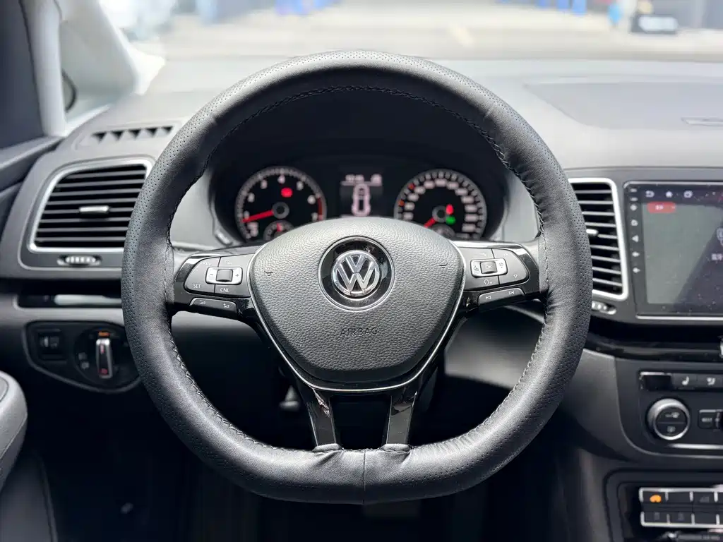 Volkswagen Sharan — миниатюра 12