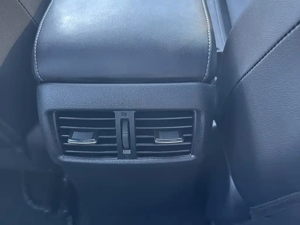 Nissan Sylphy — миниатюра 11