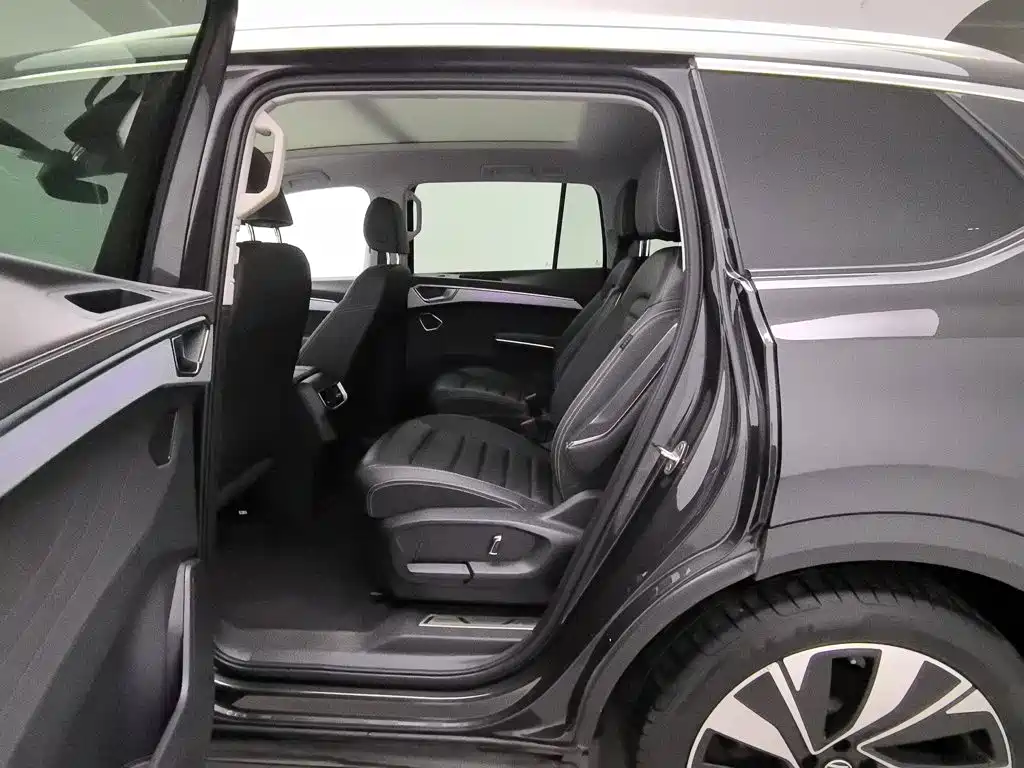 Volkswagen Talagon — миниатюра 15