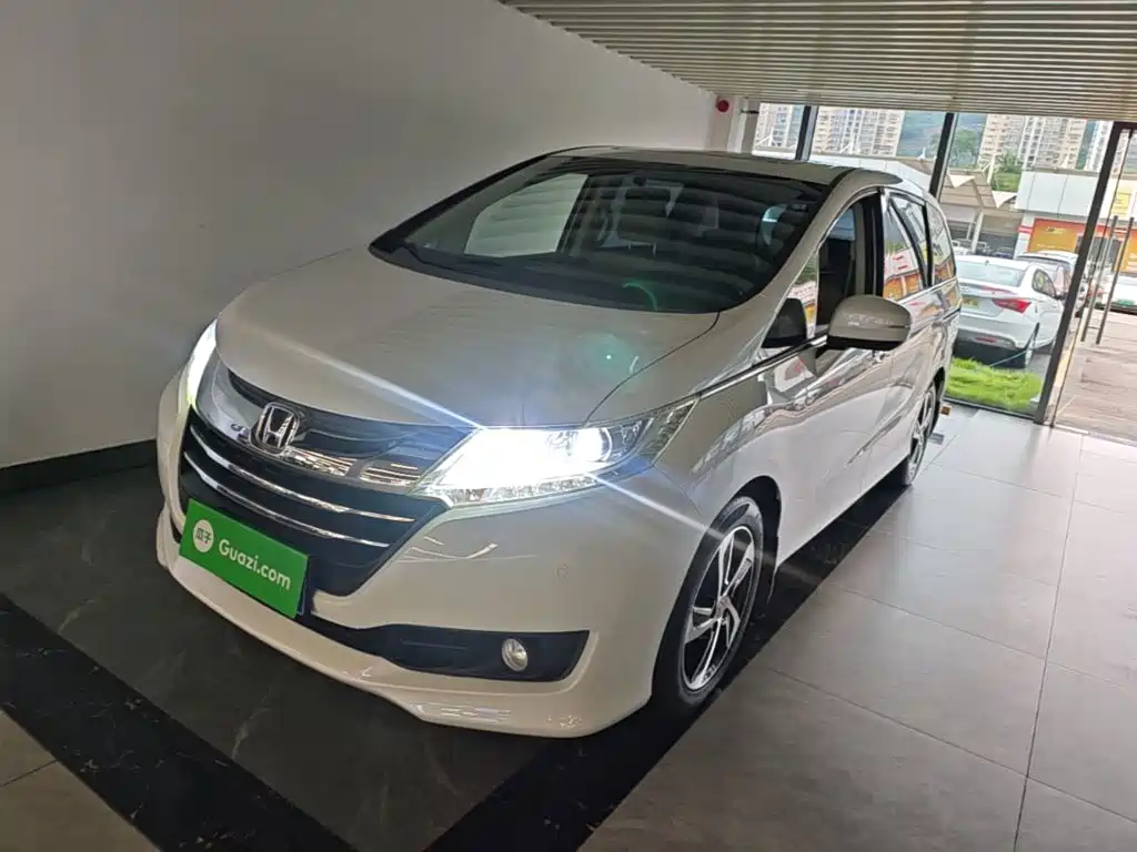Honda Odyssey — миниатюра 2