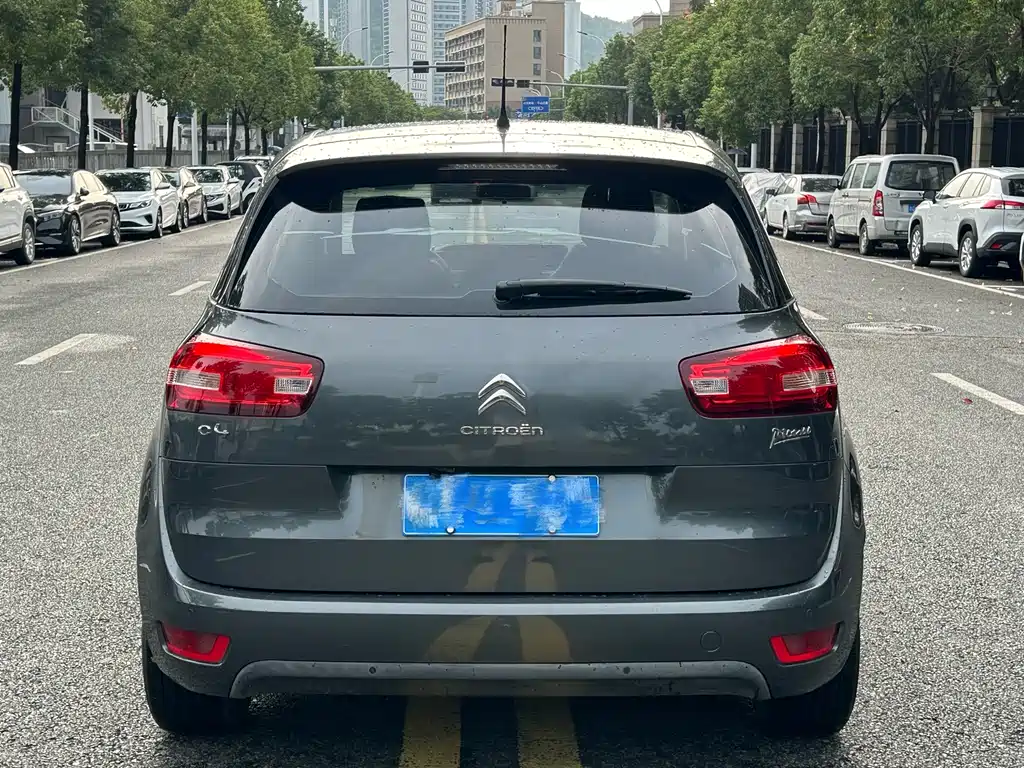 Citroen C4 Picasso — миниатюра 5