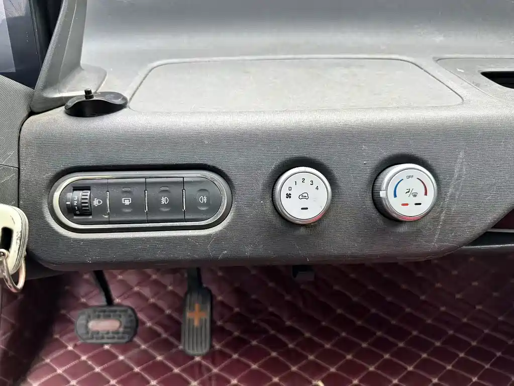 Baojun E100 — миниатюра 11