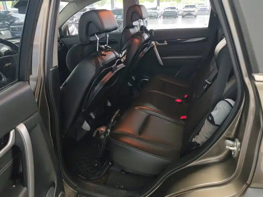 Chevrolet Captiva — миниатюра 11