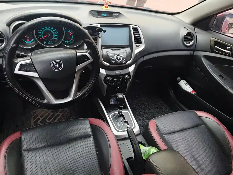 Changan Eado XT — миниатюра 12