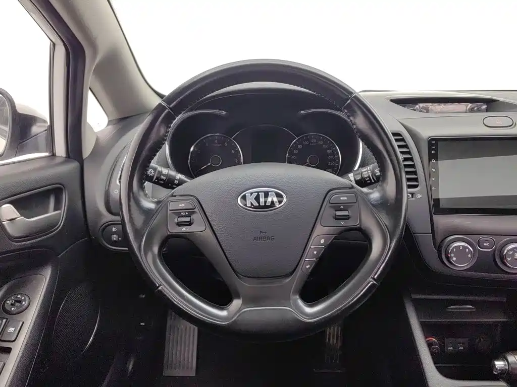 Kia K3 — миниатюра 11