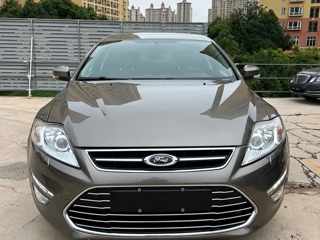 Ford Mondeo Zhisheng — миниатюра 2