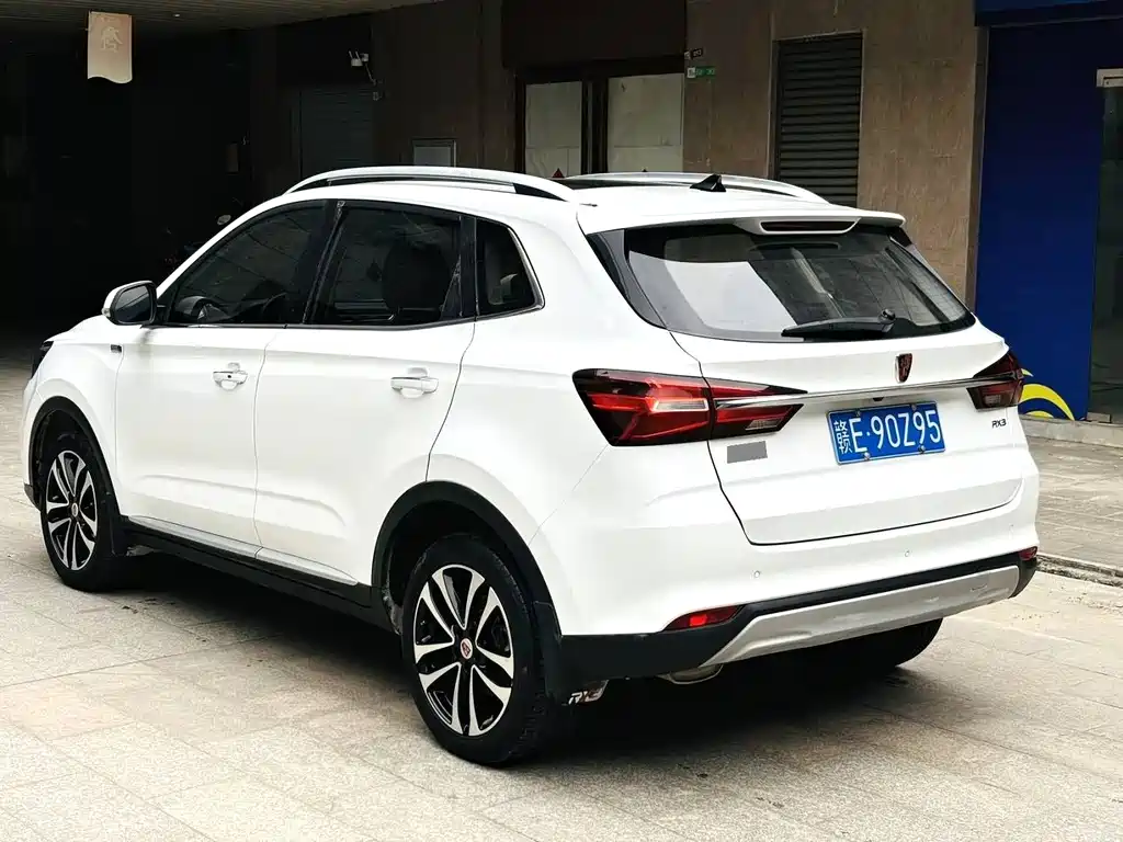 ROEWE RX3