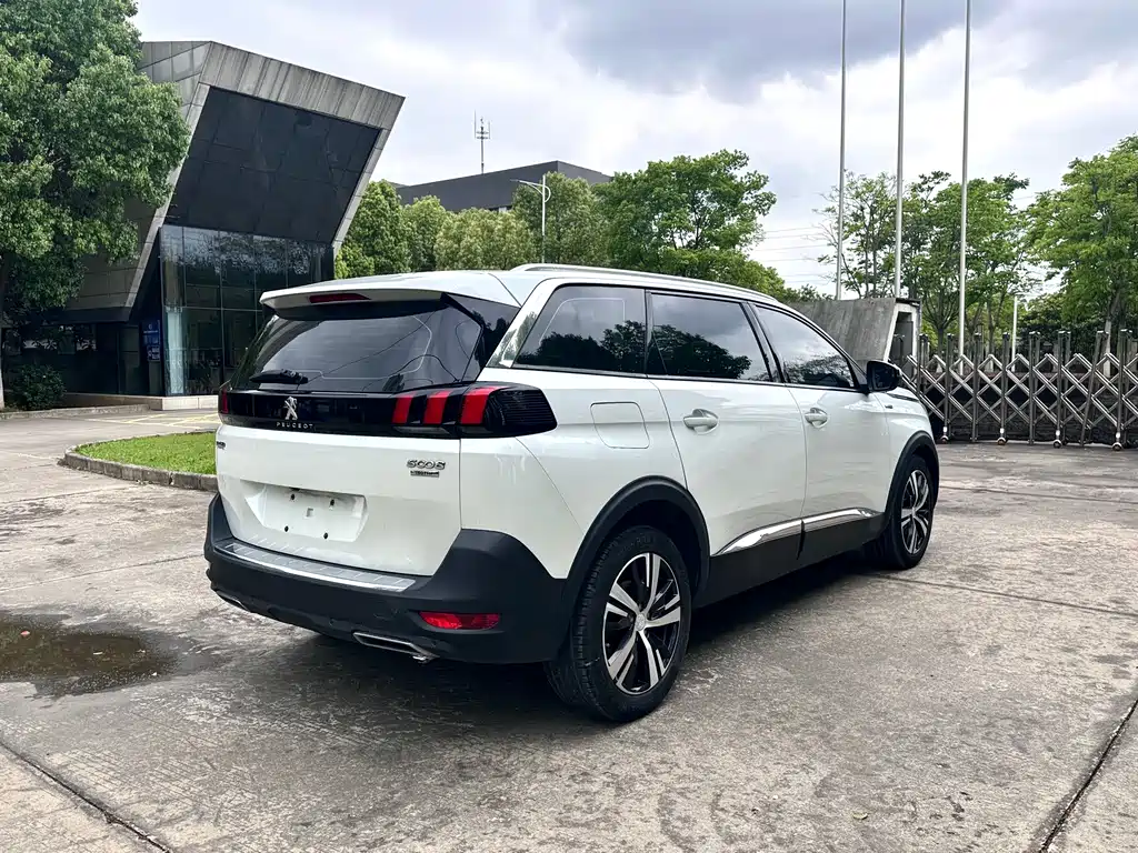 Peugeot 5008 — миниатюра 22