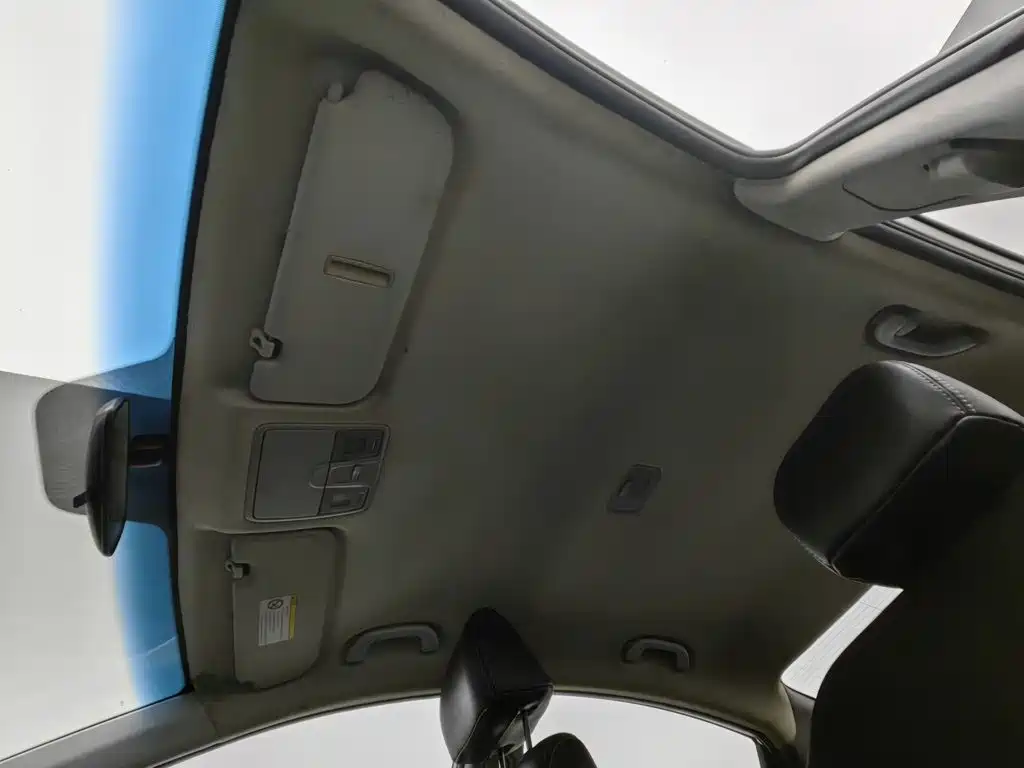 Hyundai Elantra Langdong — миниатюра 14