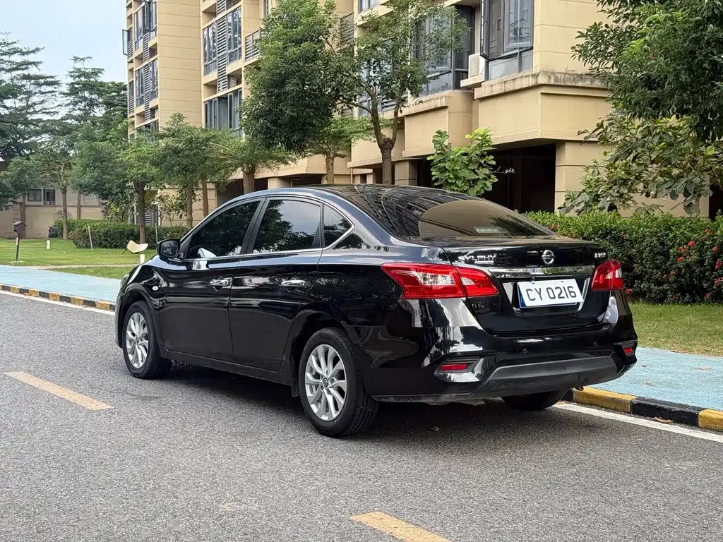 Nissan Sylphy — миниатюра 8