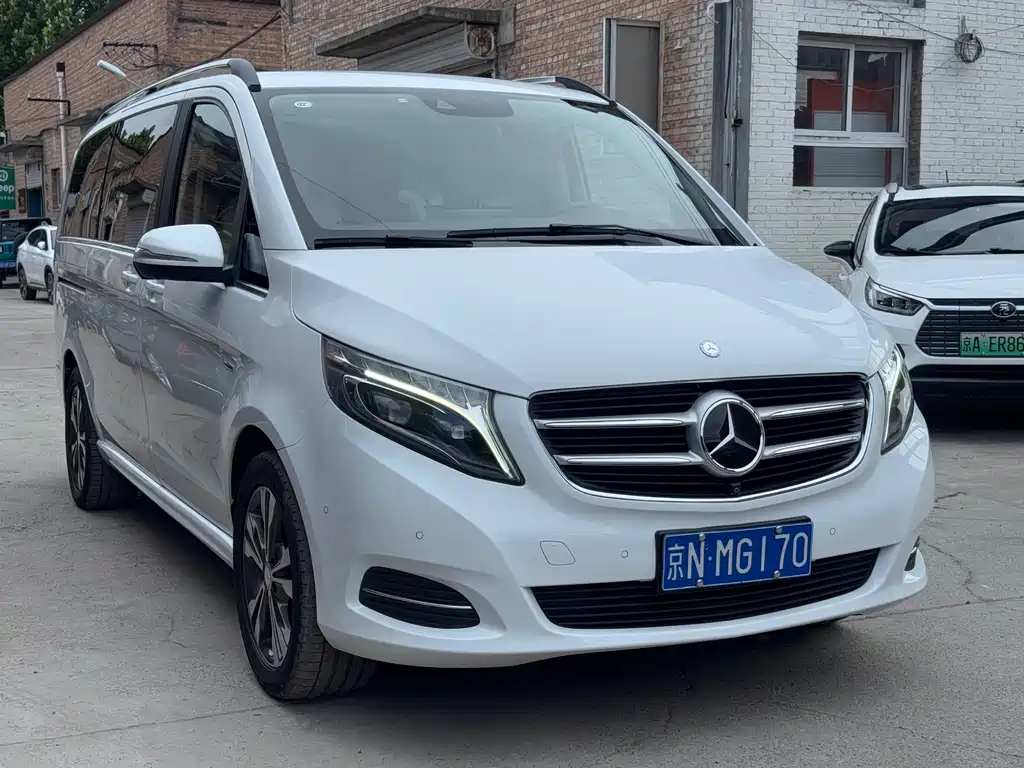 Mercedes-Benz V-Class V 2017 V 260 Luxury