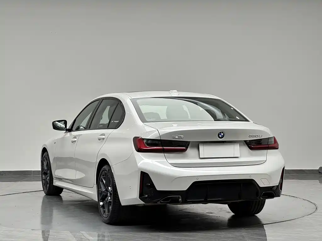BMW 3 Series 3 2025 330Li M Sport