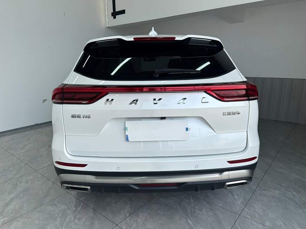 Haval Haval H6 1.5 л 2024 г. Белый, пробег 8400 км