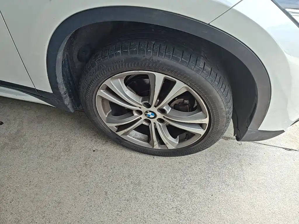 BMW X1 — миниатюра 12