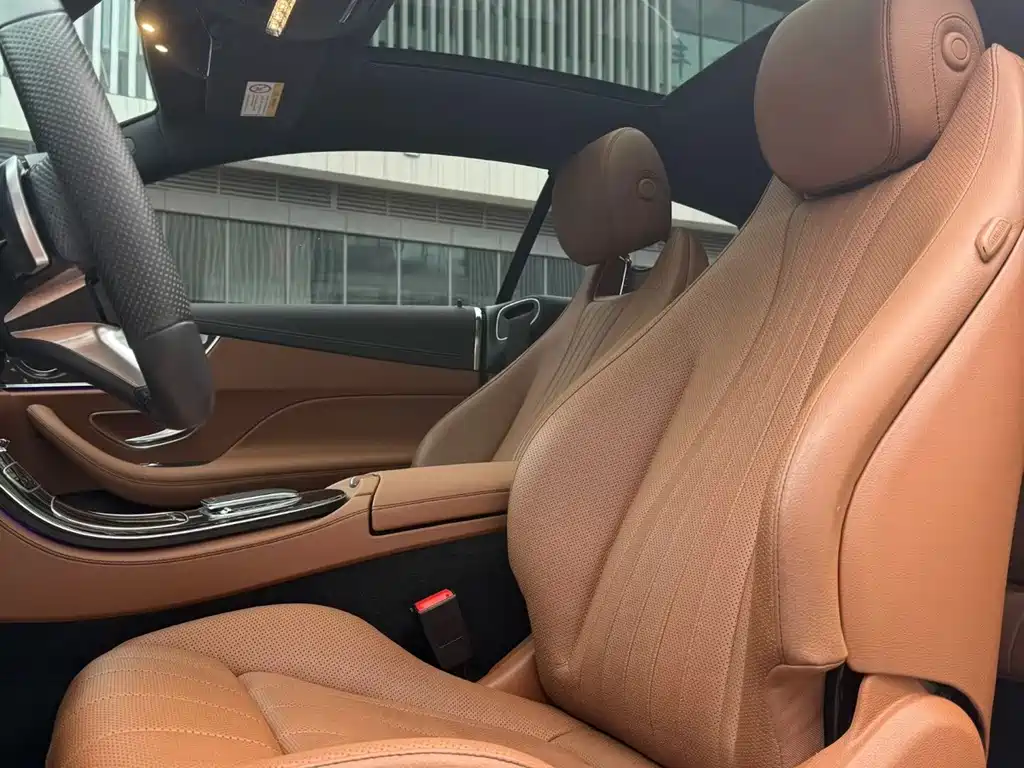 Mercedes-Benz E-Class (Import) — миниатюра 5
