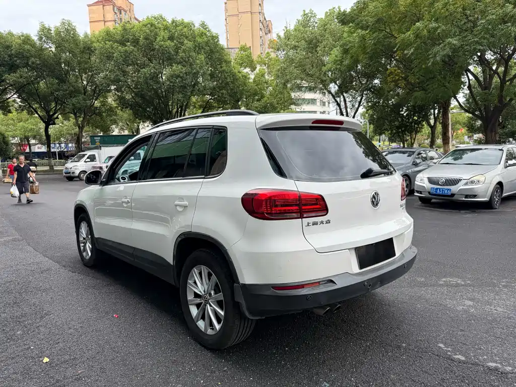 Volkswagen Tiguan — миниатюра 5