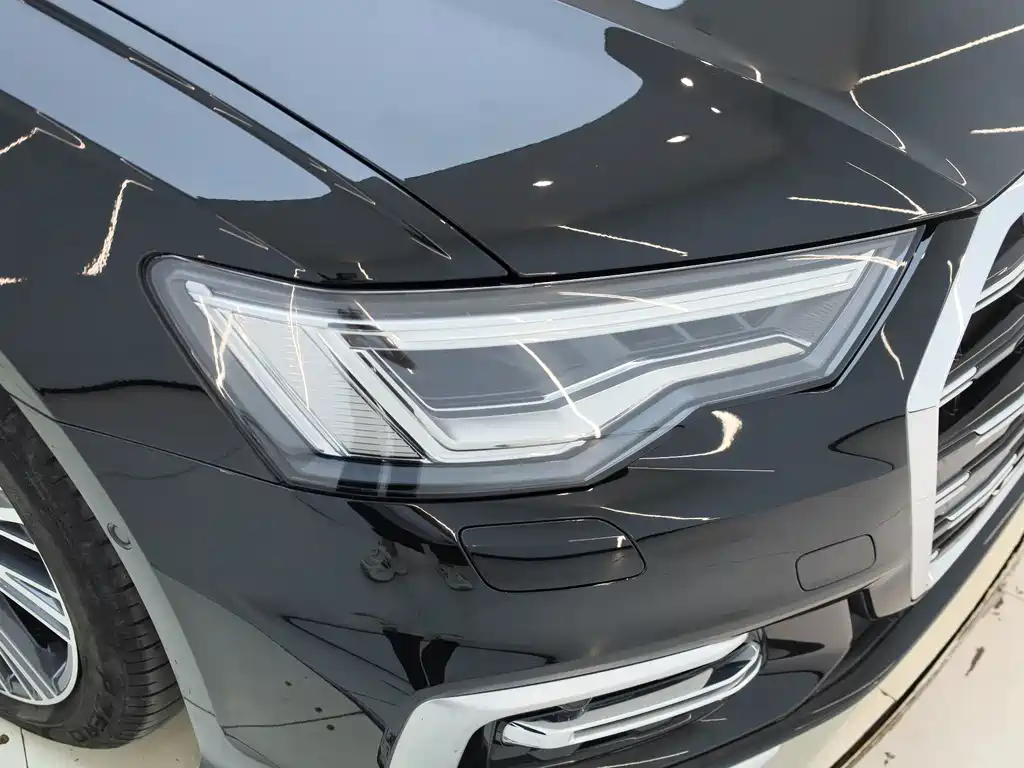 Audi A6L — миниатюра 7