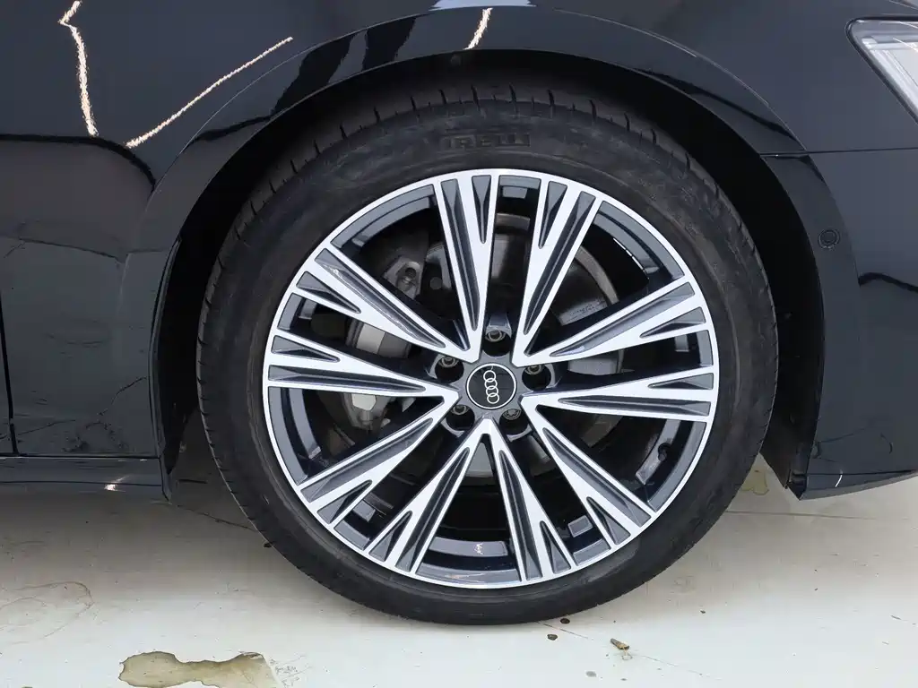 Audi A6L — миниатюра 8