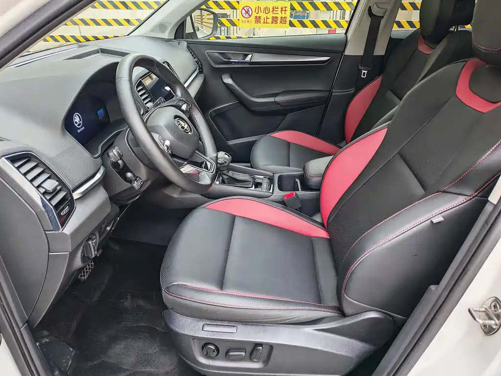 Skoda Karoq — миниатюра 4