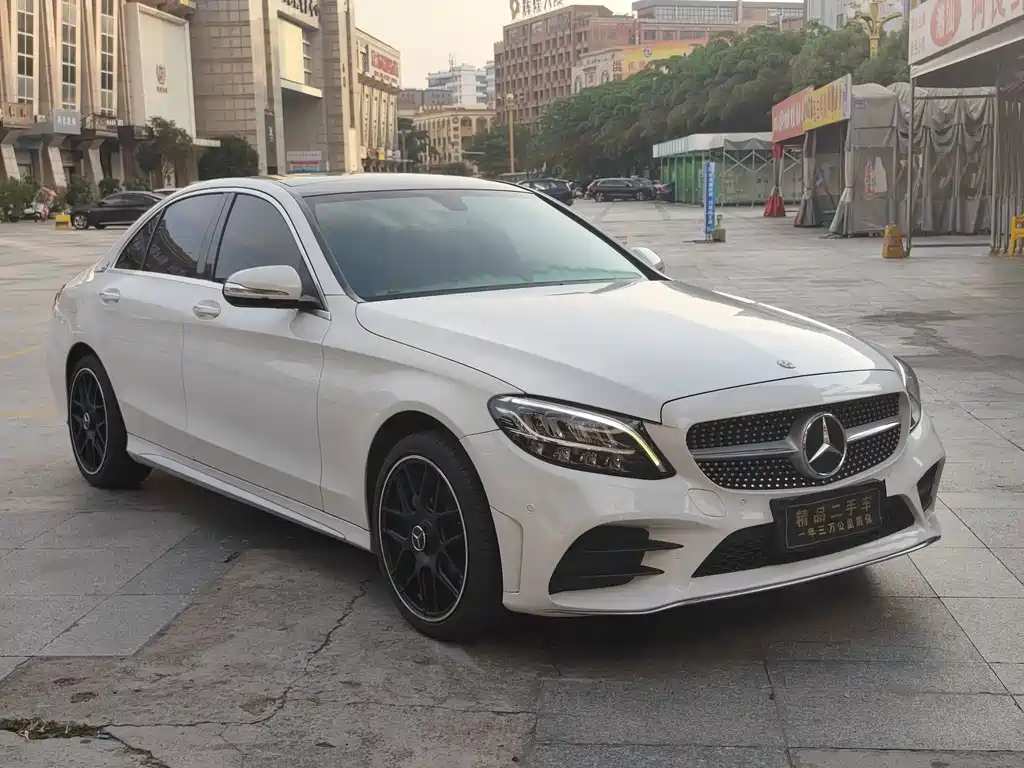 Mercedes-Benz C-Class — миниатюра 3