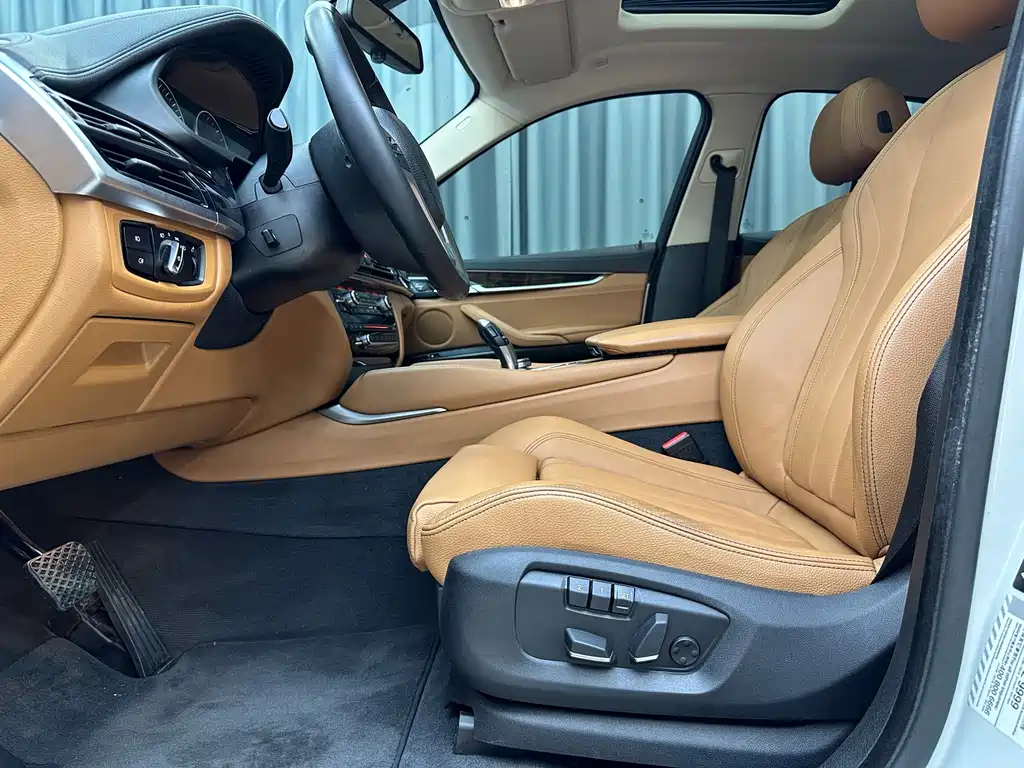 BMW X6 — миниатюра 9