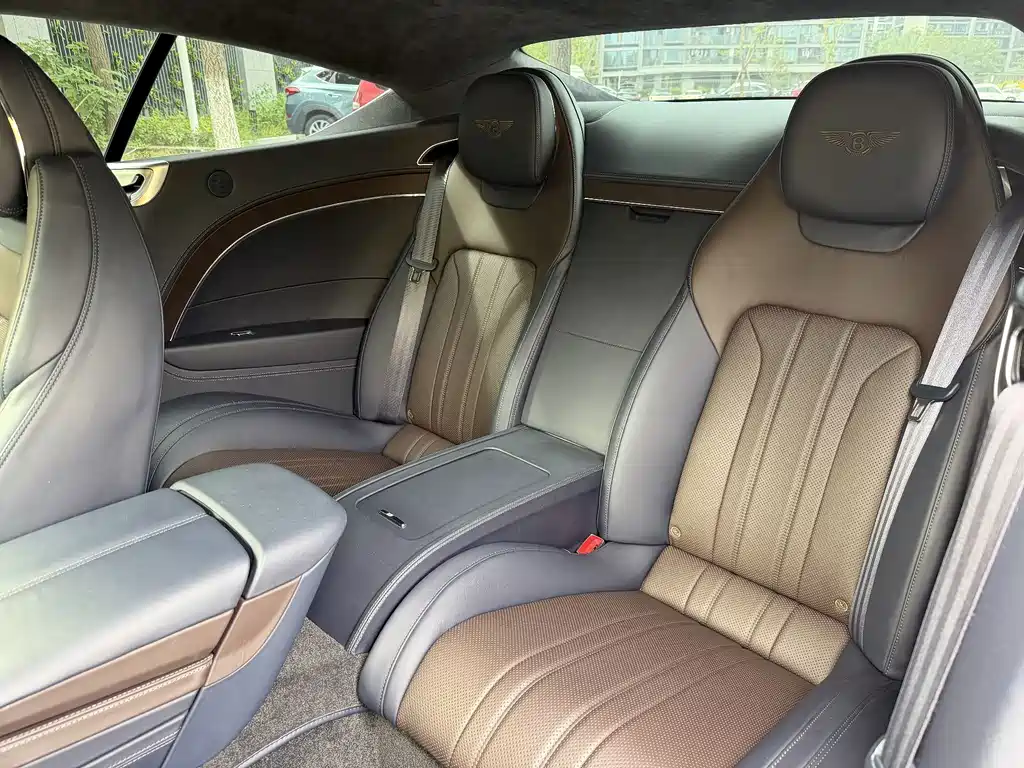 Bentley Continental — миниатюра 8