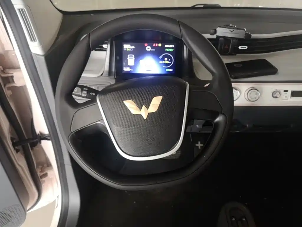 Wuling MINIEV — миниатюра 11