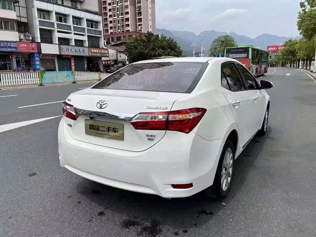 Toyota Corolla — миниатюра 5