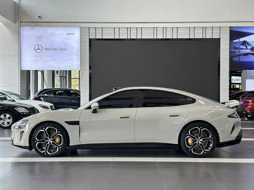 XIAOMI CAR XIAOMI SU7