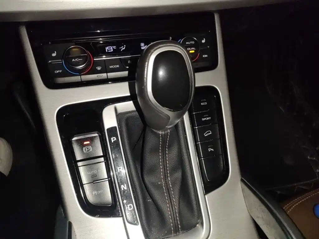 Geely Boyue — миниатюра 7