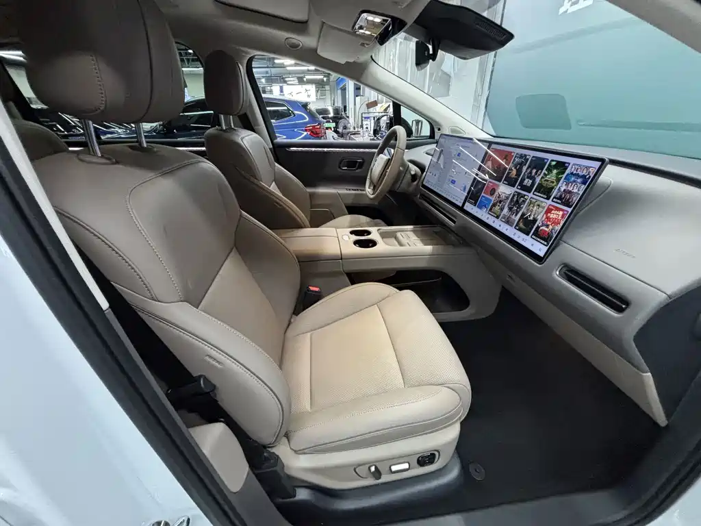Li Auto Li i8 — миниатюра 13