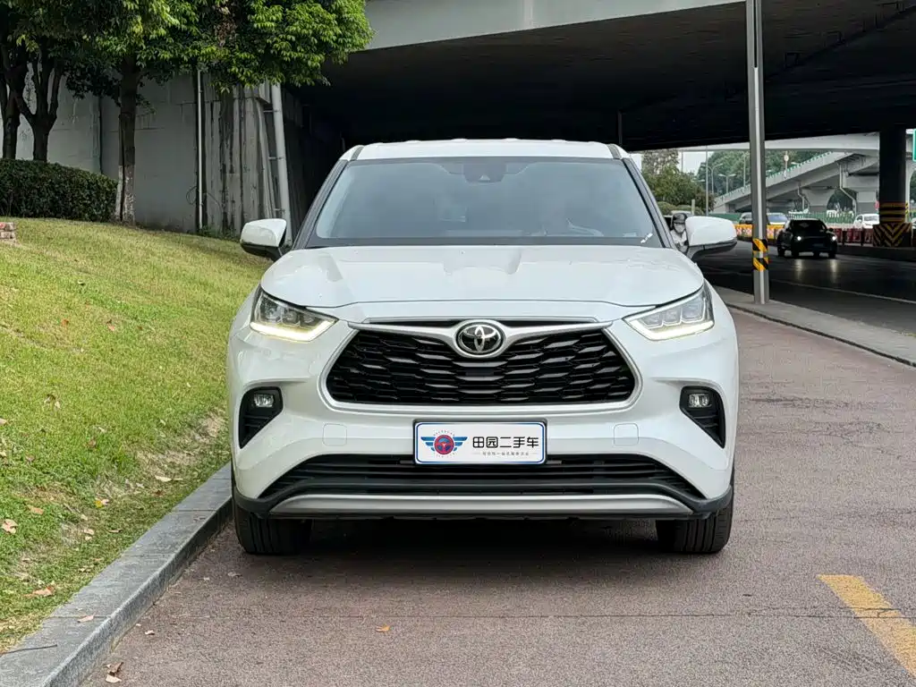 Toyota Highlander — миниатюра 2