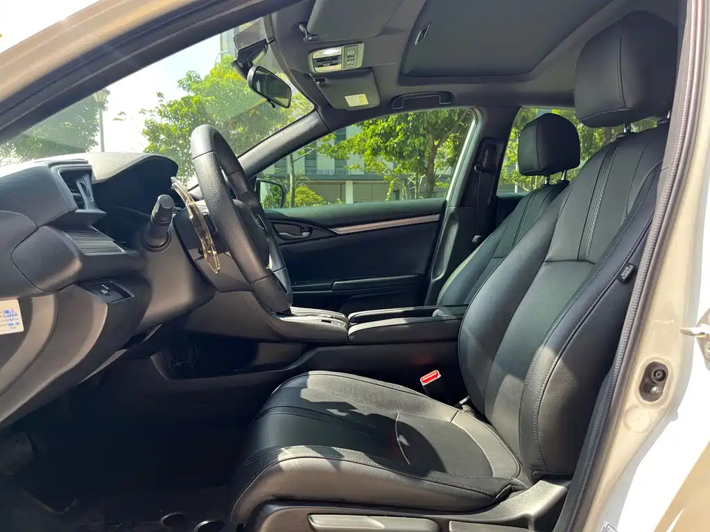 Honda Civic — миниатюра 7