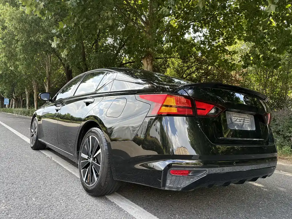 Nissan Teana — миниатюра 4