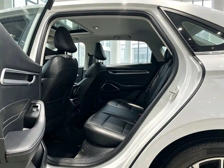 Geely Emgrand — миниатюра 6
