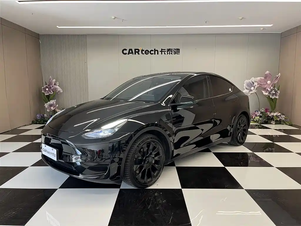 Tesla Model Y 2022 Facelift RWD Drive Dynamic Edition