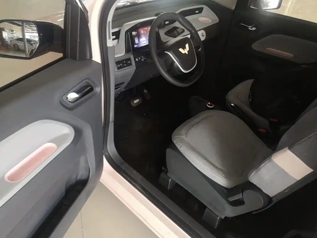 Wuling MINIEV — миниатюра 16