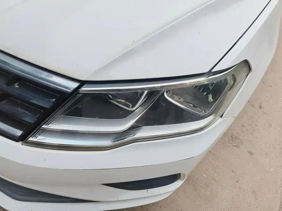 Volkswagen Jetta — миниатюра 5