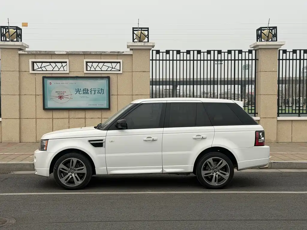 Land Rover Sport — миниатюра 5