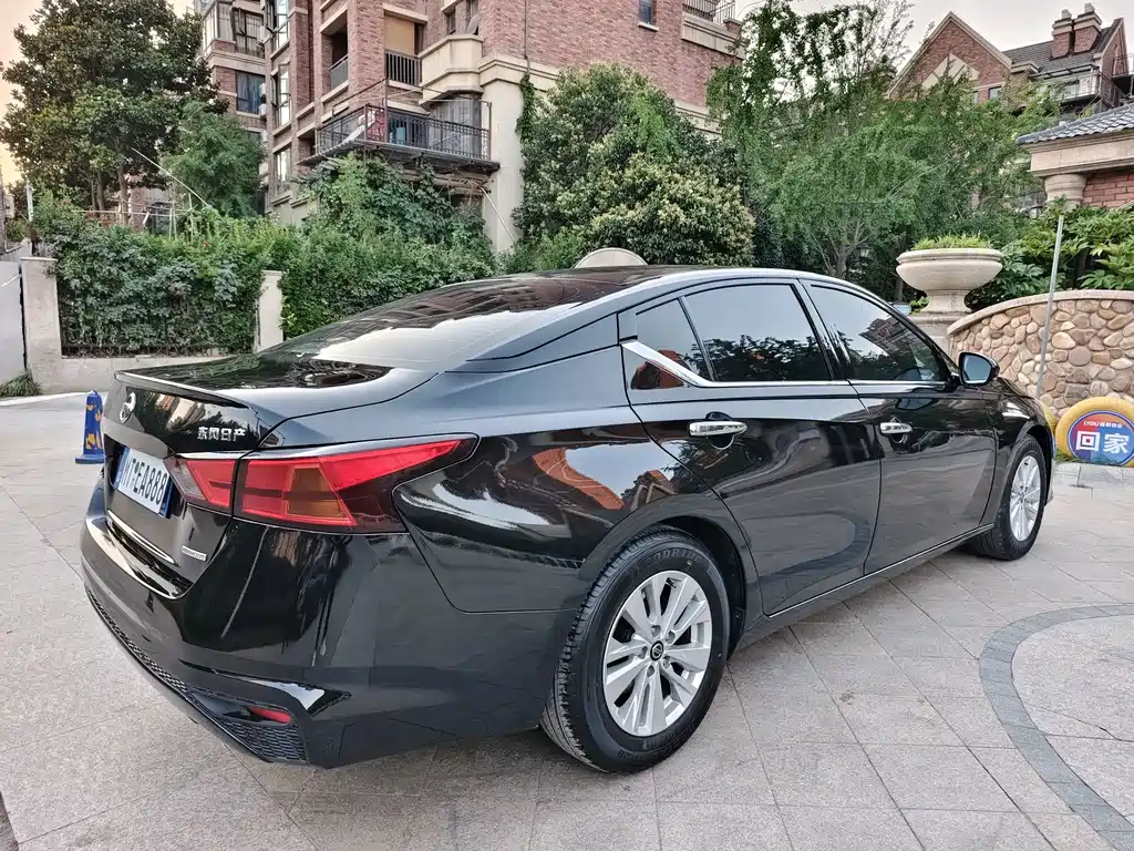 Nissan Teana — миниатюра 9